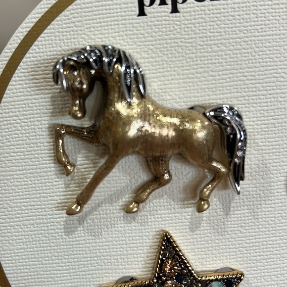 Piper K | Equestrian/Boho Motif Brooch Set - Picture 3 of 12